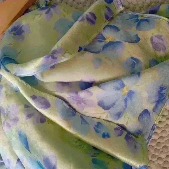 Vintage Oscar Dela Renta Lingerie Strap Slip Dress with beaded detail - Picture 4 of 14